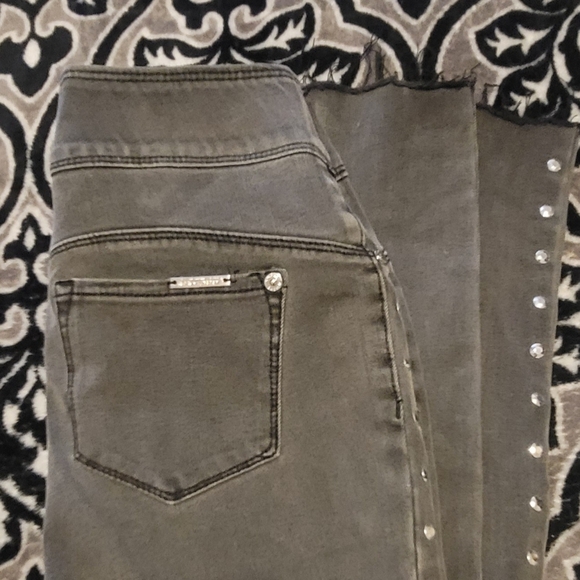 LUXE DENIM NYGĂRD JEAN - Picture 2 of 2